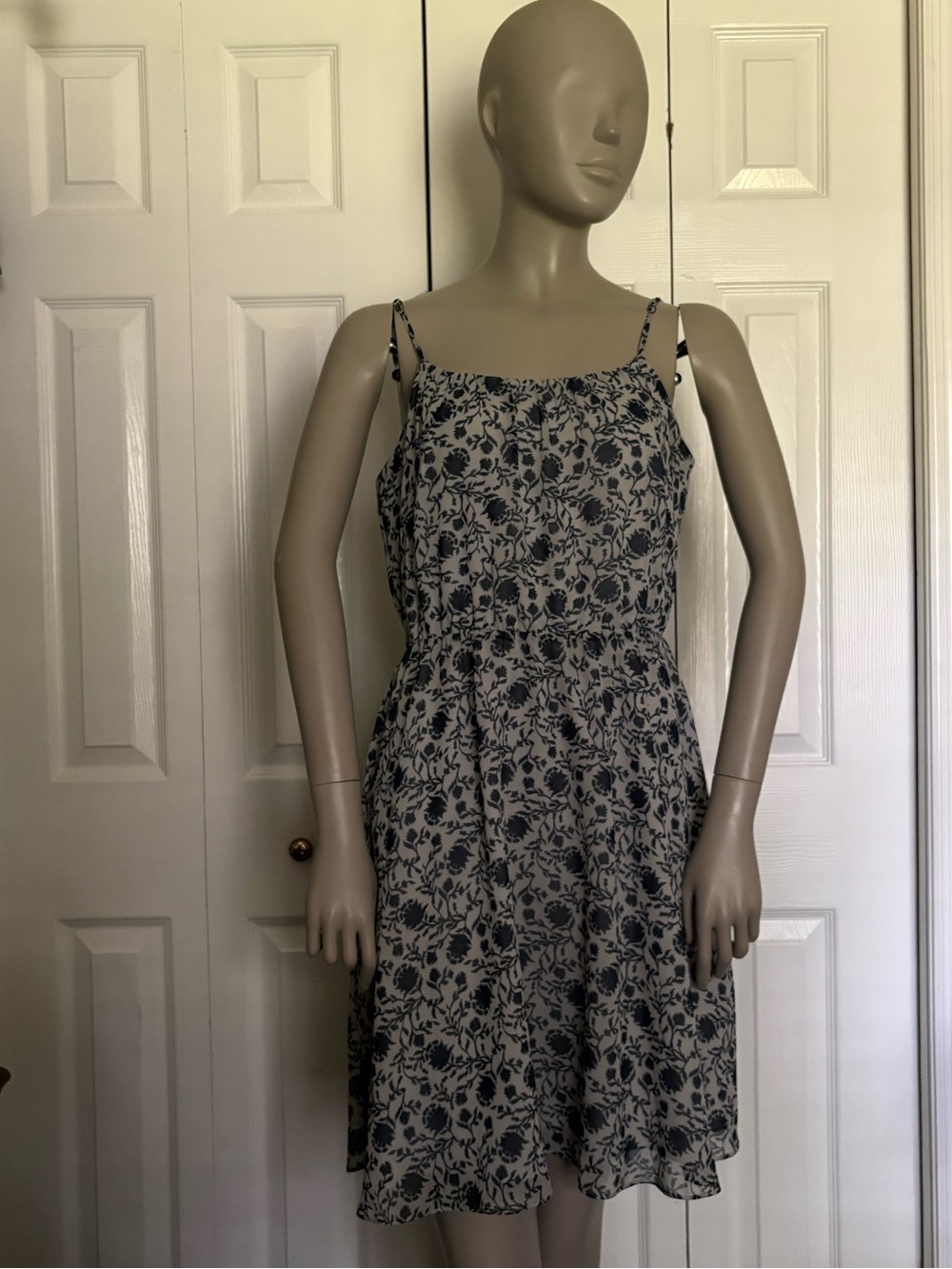 LOFT Grey Floral Mesh Overlay Sundress Cami S